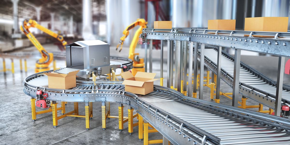 Warehouse conveyor with packages